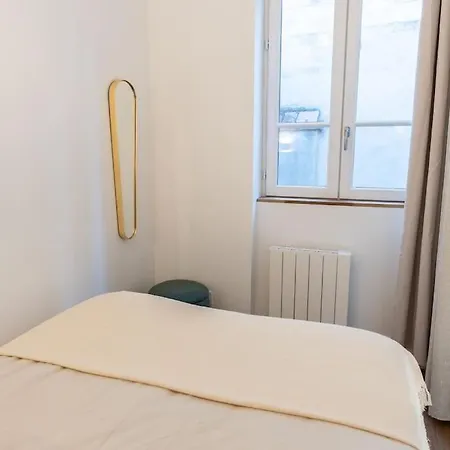 Le Saint-sernin Eclatant Apartman *