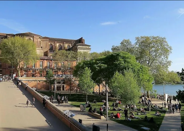 Le Saint-sernin Eclatant Toulouse