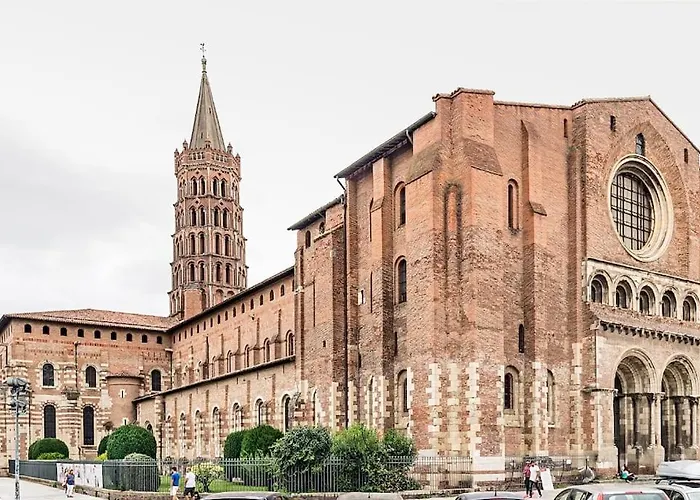 Le Saint-sernin Eclatant * Тулуза